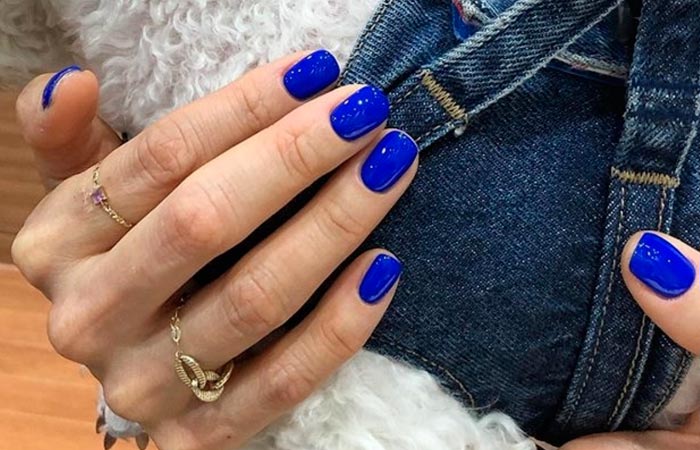 Classic Blue Nails NailBar Lidia